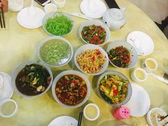 -红色湘菜馆(春风店)