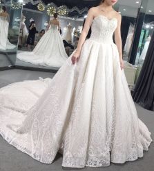 点击看大图 -艾米丽婚纱礼服