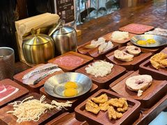 -银米·云南传统过桥米线(双廊黑金冠店)