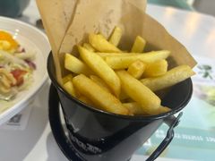 -绿茵阁西餐厅(中央广场店)