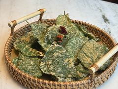 径山香炸桑叶-径山十八道·风味民间菜(杭州总店)