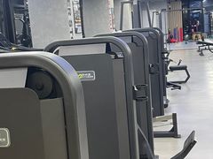 -跃动游泳健身俱乐部(新华传媒店)