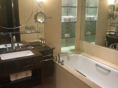 -上海波特曼丽思卡尔顿酒店