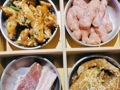 -马路牙子烧烤音乐酒馆(望京店)