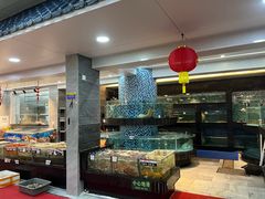 -鹏城人家海鲜酒家·23年老字号(较场尾店)