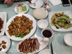 -六和聚传统烤鸭.天津菜(和平店)