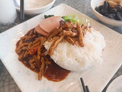 鱼香肉丝饭-南山素面馆(三亚南山文化旅游区店)