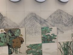 -尹山湖(地铁站)