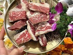 -围炉肉舍•炭烤活鳗•丹东海鲜烤肉(步行街店)