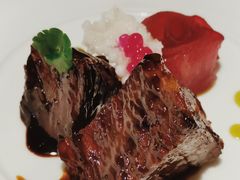 低温慢煮果木烟熏牛小排-青岛遇见米兰(八大关店)