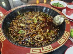 -烧哥美蛙肥肠鱼火锅·十五年社区店