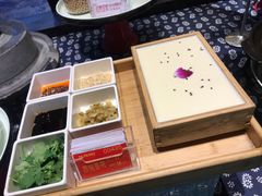 -江南韵·无锡太湖文化体验餐厅(凤凰天街店)