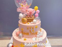 双层蛋糕-兔子妃私人定制蛋糕(城南花苑南区店)