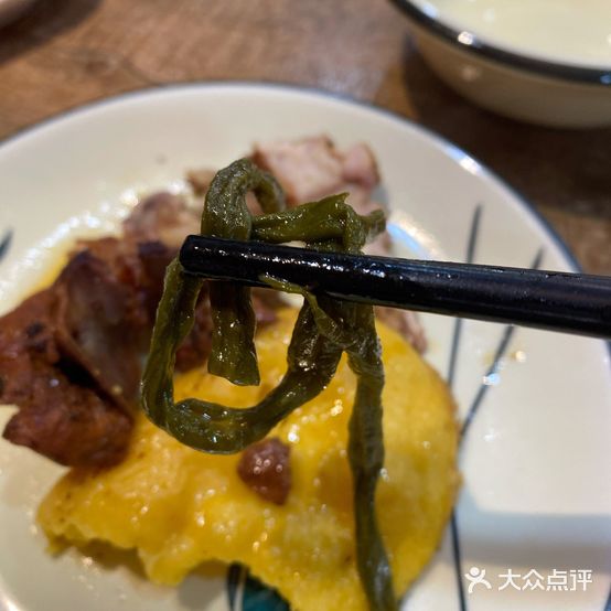 关东铁锅炖·手抓海鲜(寒亭店)