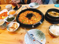 -许妈妈餐厅烤肉烧烤家常菜(明润广场店)