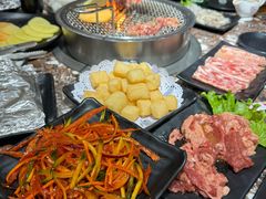-啊美丽炭火烤肉(滑翔一店)