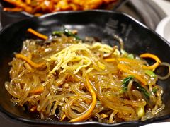 炒杂菜-本家韩国烤肉(青岛万象城店)