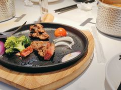 -享遇.锅姥姥牛排海鲜自助(小寨店)