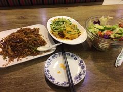 -巴依兄弟西域美食(机场店)