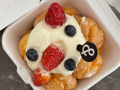 草莓蛋糕咸奶油泡芙-BUTTERFUL&CREAMOROUS 黄油与面包(三里屯太古里店)