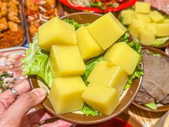 -黔二妞地摊火锅(龙华清湖店)