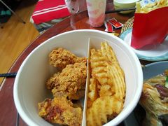 -麦当劳(军博店)