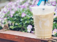 -瑞幸咖啡(艺树家工场店)