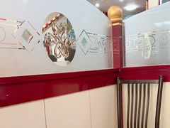 -贡格尔塔拉蒙餐城