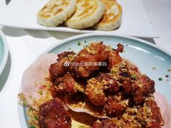 -八府香鸭·啫啫煲(华山路店)