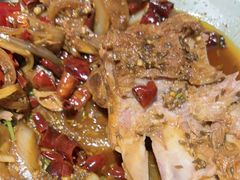 -95号酱骨·一块豆腐(展春园西路店)