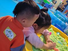 -鸿通城购物中心