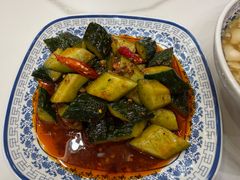 酸辣刺黄瓜-龙抄手(春熙路总店)
