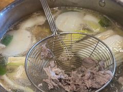 -牛满溢·自助潮汕鲜牛肉火锅(龙汇路店)