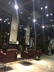 -In Style Hair Salon