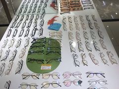 -现代眼镜批发城(台东三路店)