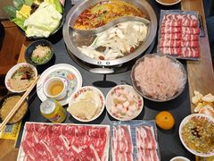 -沸炉重庆老火锅(军事博物馆店)