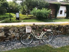 -田园东方蜜桃村的田野营地