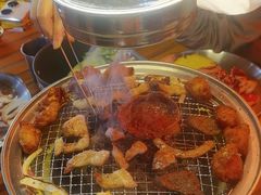 -叽叽扎扎烤肉场(生态城万达店)