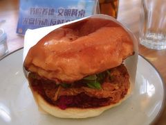 手撕猪肉汉堡-RAC BAR(安福路店)