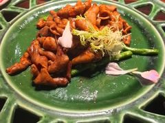 -粤·向群饭店(麓景路店)