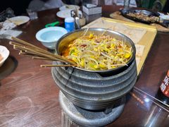 -东大桥小国抻面烧烤(长通路店)