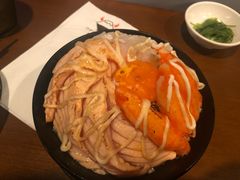 三文鱼火山丼-魔丼屋(日月光店)