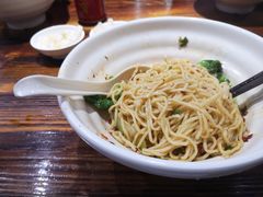 -遵义虾子张六羊肉粉(普陀路店)