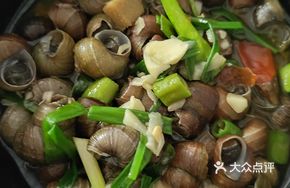 Chenzhou-Style Tea Oil Clear Water Snail Stir-Fry