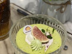 开心果覆盆子卷单切-KK BAKERY烘焙