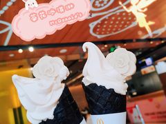 甜品站山茶花风味华夫筒-麦当劳(西单明珠店)
