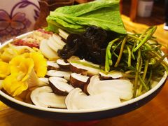 -民食香·腊排骨野生菌美食(木府店)