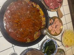 -旧街市鲜货老火锅(大光路店)