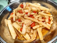 -昱龙大盆牛蛙馆(三兴街总店)