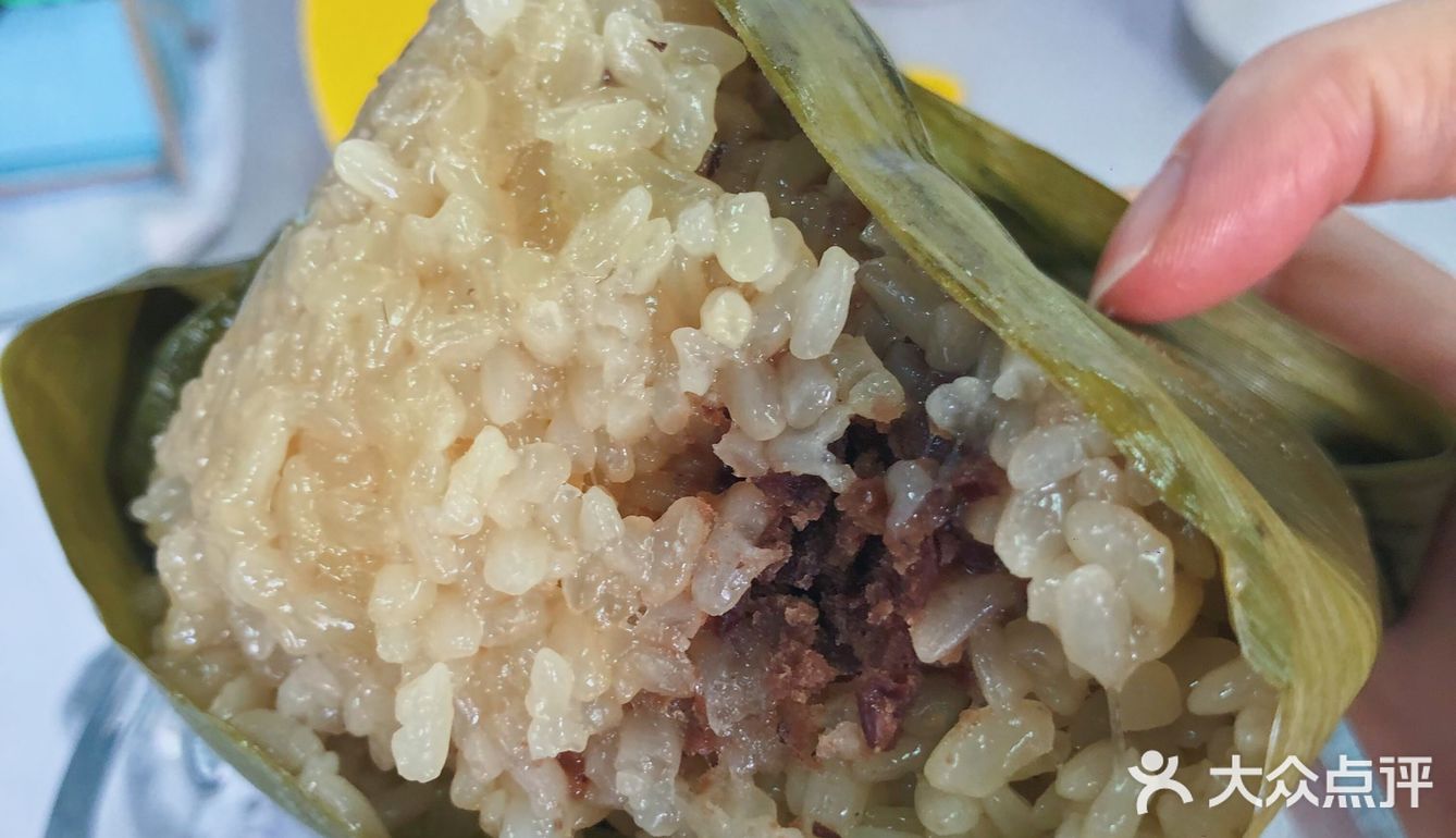 一次偶然吃到南方的咸蛋黄五花肉粽